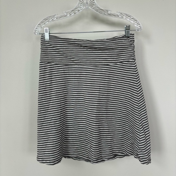 Toad&Co Gray & White striped Skirt Size S - Picture 3 of 5